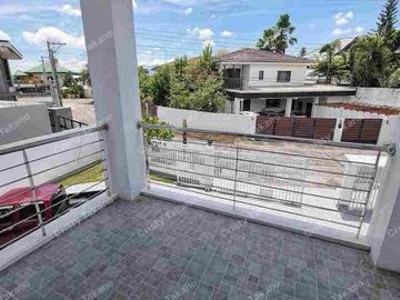 Pre-owned House with Big Lot