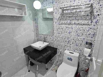 Pre-owned House with Big Lot