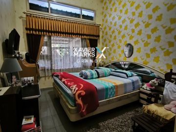 Dijual Rumah Klasik Strategis di Suhat Malang