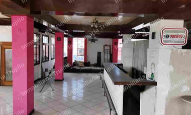 VENDO EDIFICIO DE 3 NIVELES EN ZONA COMERCIAL