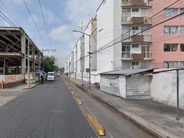 DEPARTAMENTO EN VENTA EN LA COL EL ROSARIO  AZCAPTZALCO  (NO CREDRITO)