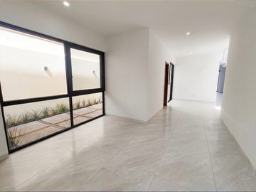 Casa Nueva en Fluvial Vallarta - 4 recamaras  - 4 baños –  343m2
