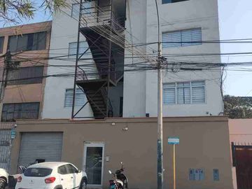 SE ALQUILA MINIDEPARTAMENTO EN EL LÍMITE DE SAN ISIDRO CON SURQUILLO