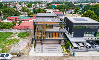 For Sale, 5 Bedroom House and Lot in Las Pinas City at Alabang West