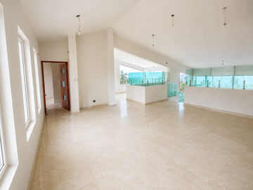 Casa en Venta para Terminar en Lomas de Cocoyoc | Lujo, Amplios Espacios y Alto Potencial de Inversión