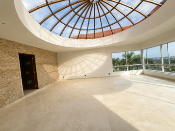 Casa en Venta para Terminar en Lomas de Cocoyoc | Lujo, Amplios Espacios y Alto Potencial de Inversión