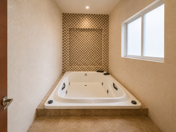 Casa en Venta para Terminar en Lomas de Cocoyoc | Lujo, Amplios Espacios y Alto Potencial de Inversión