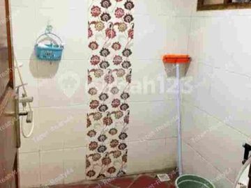 Rumah Minimalis 2 lantai di Tebet Timur, Jalan 2 mobil