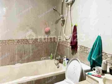 Rumah Minimalis 2 lantai di Tebet Timur, Jalan 2 mobil