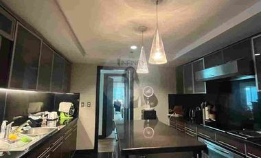 Rizal Tower for Rent 2 Bedroom with Den Rockwell