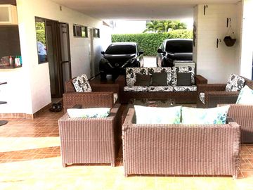 VENDO CASA EN LA MORADA A LAS AFUERAS DE CALI VALLE DEL CAUCA