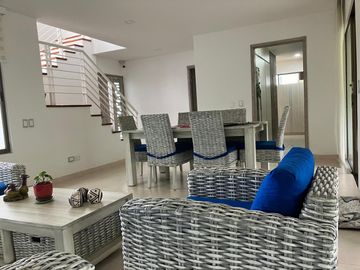 VENDO CASA EN LA MORADA A LAS AFUERAS DE CALI VALLE DEL CAUCA