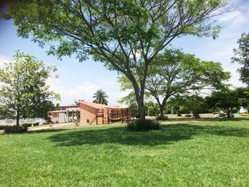 VENDO CASA EN LA MORADA A LAS AFUERAS DE CALI VALLE DEL CAUCA