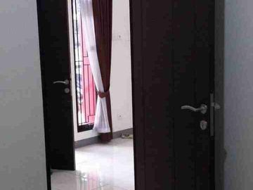 Dijual Rumah Murah  Cluster De 
Residence Harapan Indah Bekasi