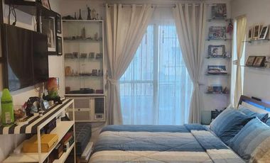 FOR RENT: FULLY FURNISHED 3 Storey house with 3 bedrooms all with T&B and 2 car garage