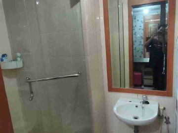 Jual Apartemen  Grand Kartini 2 Kamar