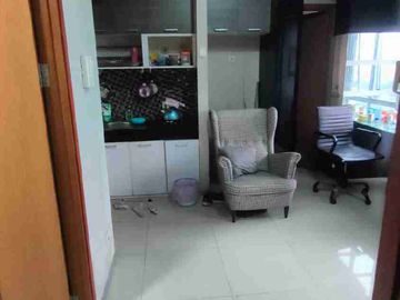 Jual Apartemen  Grand Kartini 2 Kamar