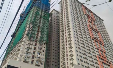 QR TAFT LRT BUENDIA RFO AIRBNB 21+ AMENITIES