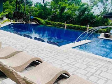 3-Bedroom Newly Renovated Condo for Sale – Bellagio Tower 2, BGC
Facing Manila Golf & Country Club