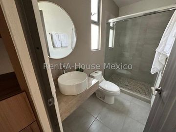 Venta casa en el Rosario con 3 recámaras y amenidades,