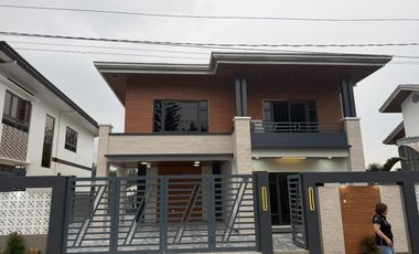 Brand New House and Lot in Royale Tagaytay Estates 7BR for SALE! 302 sqm at 29M neg