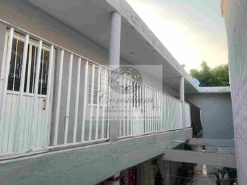 CASA EN VENTA - 6 Recámaras - $1,290,000 cómprala como inversión!!!!