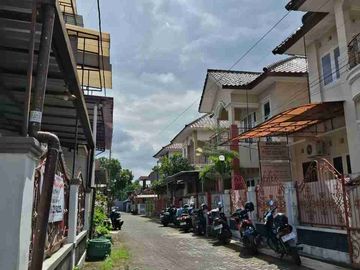 Dijual Cepat! Rumah Dalam Perumahan Depan SKE Jambon - Is