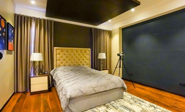 House and Lot for Sale in Multinational Village🏡 Paranaque City