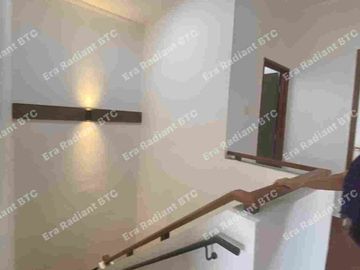Dijual Rumah 2 Lantai di Emerald Garden Bintaro Siap Huni