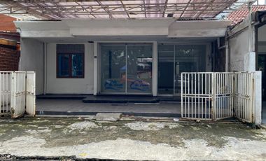 Raya Darmo Baru Barat Rumah untuk Tempat Usaha