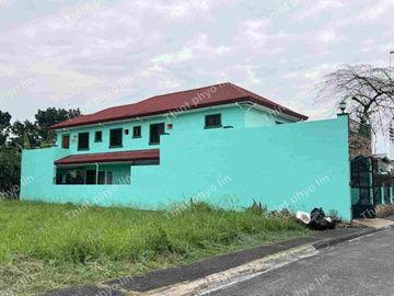 A newly renovated gorgeous back and front entrance subdivision house and lot for rent or sale