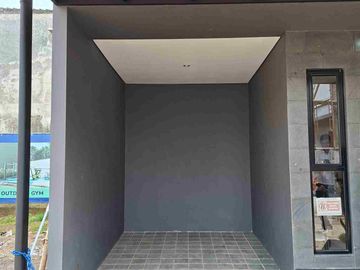 di jual rumah 2 lantai lokasi strategis bebas banjir di cinere limo depok