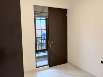 Rumah Baru Selesai Renovasi Shm di Regency Melati Mas Serpong