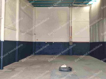 Nave industrial en Renta 2500 M2 con Transformador