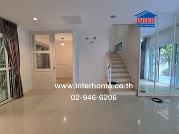 Two-story townhome, 27.2 sq.wa., The Connect 28 Village (Soi 7, end unit), Phloemsin Road, Wacharaphon Road, Sai Mai District, Bangkok.