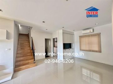 Two-story detached house, 60.1 sq.wah, V-Compound Village, Tiwanon-Rangsit, near The Nine Center Tiwanon, Tiwanon Road, Rangsit-Pathum Thani Road, Mue