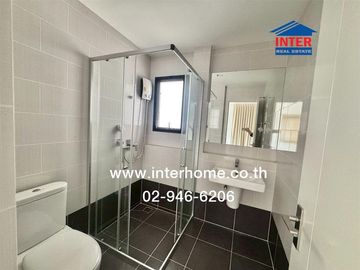 Two-story detached house, 60.1 sq.wah, V-Compound Village, Tiwanon-Rangsit, near The Nine Center Tiwanon, Tiwanon Road, Rangsit-Pathum Thani Road, Mue