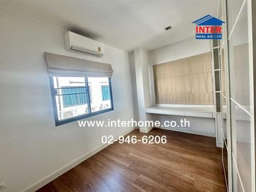 Two-story detached house, 60.1 sq.wah, V-Compound Village, Tiwanon-Rangsit, near The Nine Center Tiwanon, Tiwanon Road, Rangsit-Pathum Thani Road, Mue