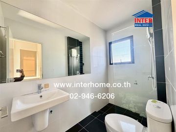 Two-story detached house, 60.1 sq.wah, V-Compound Village, Tiwanon-Rangsit, near The Nine Center Tiwanon, Tiwanon Road, Rangsit-Pathum Thani Road, Mue