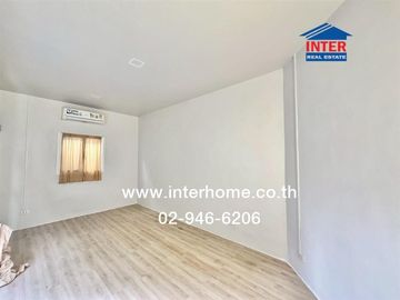 Two-story detached house, 60.1 sq.wah, V-Compound Village, Tiwanon-Rangsit, near The Nine Center Tiwanon, Tiwanon Road, Rangsit-Pathum Thani Road, Mue