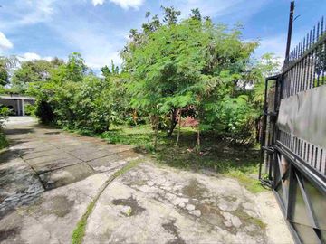 Tanah Pekarangan Luas 1.079m² Siap Bangun di Baturan
