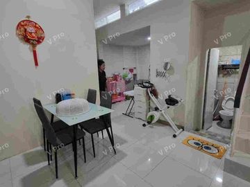 dijual cepat rumah siap huni dua lantai di tengah kota makassar kompleks green leaf andi jemma
