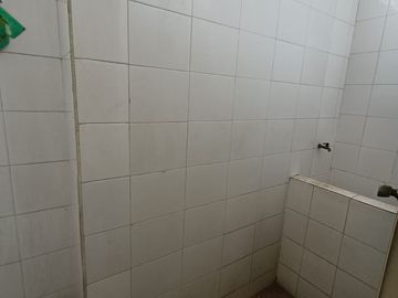 Disewakan Tanah dan Bangunan Ex. Kantor di Sayap Dago, Jl. Raden Patah Kota Bandung