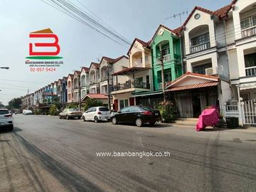 ทาวน์เฮ้าส์ พัธนชัย สายไหม 34 (ใกล้ตลาดเอซี) เนื้อที่ 17 ตรว. แขวงสายไหม เขตสายไหม