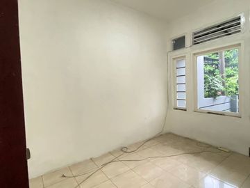 JUAL RUMAH 2 LANTAI KOMPLEK ANTAPANI BANDUNG