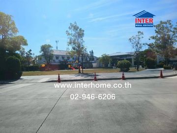 Two-story townhome, 17.8 sq.wah, Pruksa Sukhumvit-Bangpu Village, near Bangpu Bus Terminal, Sukhumvit Road, Khlong Khut Road, Mueang Samut Prakan, Sam