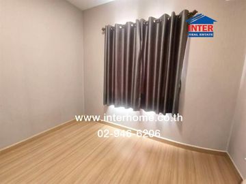 Two-story townhome, 17.8 sq.wah, Pruksa Sukhumvit-Bangpu Village, near Bangpu Bus Terminal, Sukhumvit Road, Khlong Khut Road, Mueang Samut Prakan, Sam