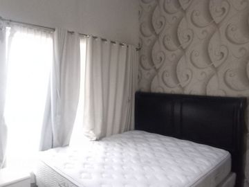 Dijual Rumah 2 lantai Semi Furnished di Rawamangun