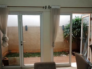 Dijual Rumah 2 lantai Semi Furnished di Rawamangun