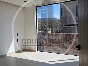 CASA EN VENTA EN RESIDENCIAL ALTOZANO QUERÉTARO